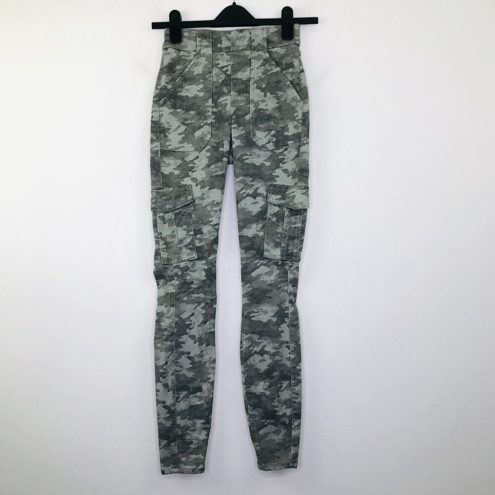 Spanx Women's XS Shaping Pants Gray Camo Stretch Twill Ankle Cargo Flaw CE9